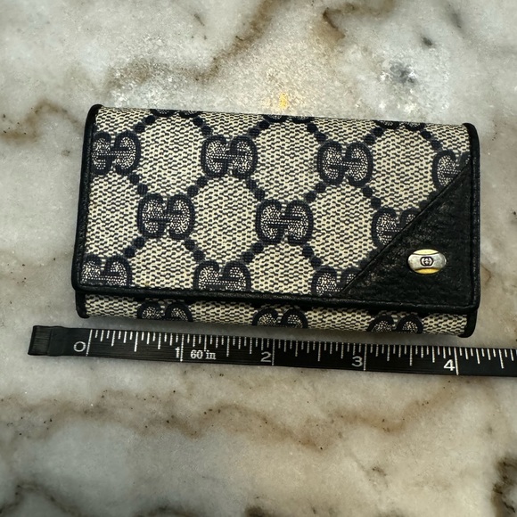 Vintage Monogram Gucci Key Holder (missing key attachment) - Picture 14 of 16